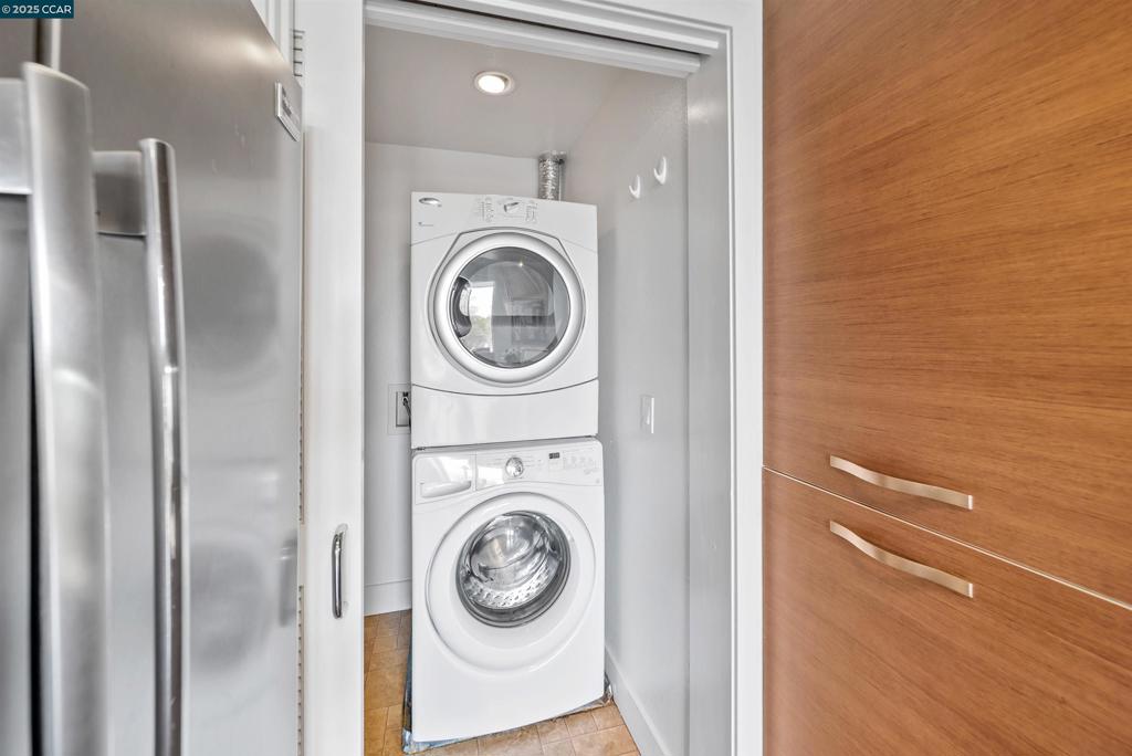 DOWNTOWN W.CREEK - Residential