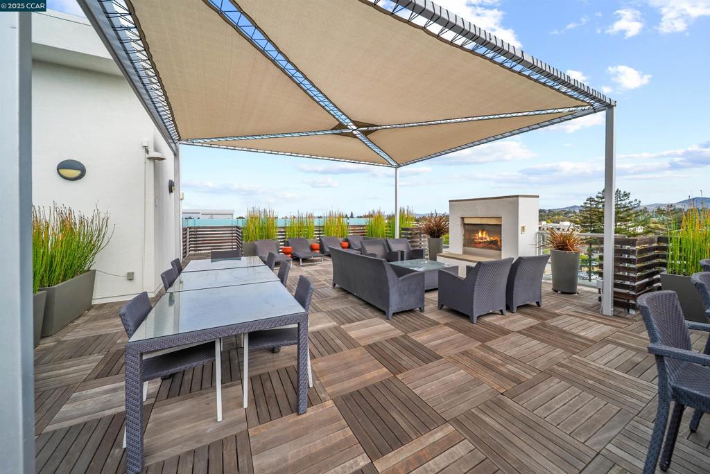 DOWNTOWN W.CREEK - Residential