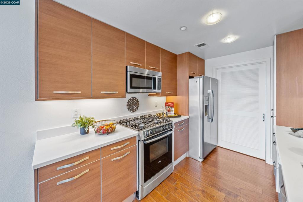 DOWNTOWN W.CREEK - Residential