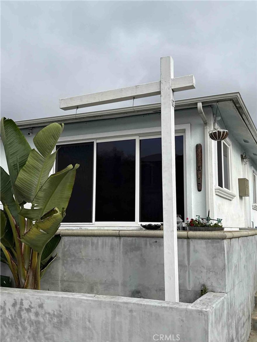 Exceptional Multi-Home Investment Opportunity in Point Fermin



Discover a rare chance to own an income-producing triplex in the highly sought-after Point Fermin neighborhood—just moments from the beach, marina, parks, restaurants, and local shopping.



This well-located property combines strong current rental income with long-term appreciation potential in one of the South Bay’s most desirable coastal communities. Each unit features separate utility meters and individual garages, providing added convenience and value for both owners and tenants.



An ideal addition to any investment portfolio, this property delivers the perfect balance of location, stability, and future growth opportunity.