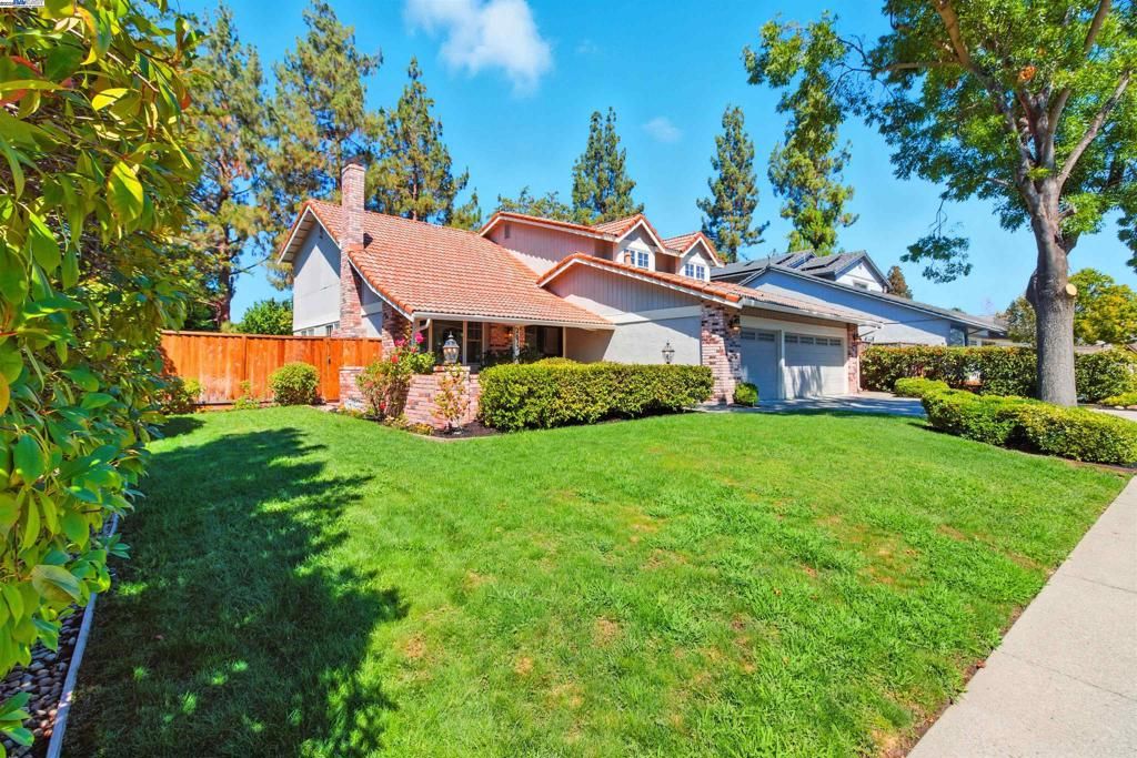 Photo of 2673 Velvet Way, Walnut Creek, CA 94596 (MLS # 41115300)