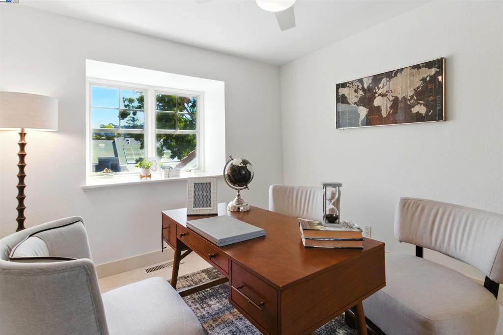 RUDGEAR MEADOWS - Residential