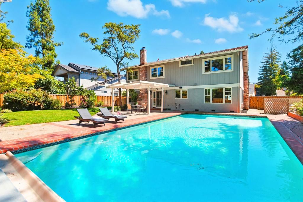 Photo of 2673 Velvet Way, Walnut Creek, CA 94596 (MLS # 41115300)