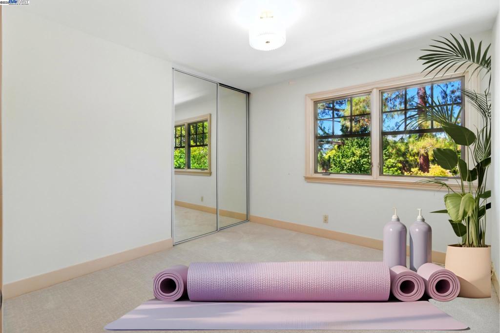 RUDGEAR MEADOWS - Residential