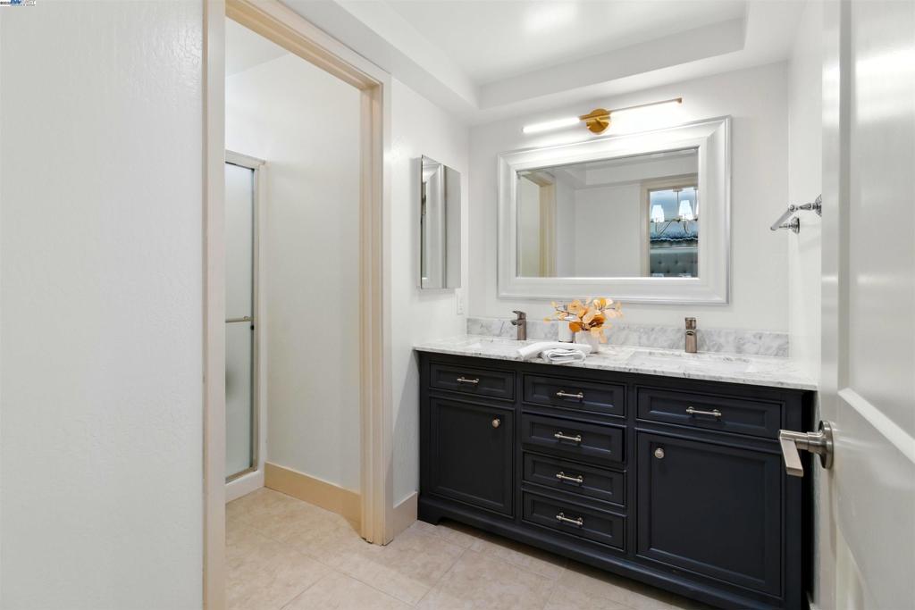 RUDGEAR MEADOWS - Residential