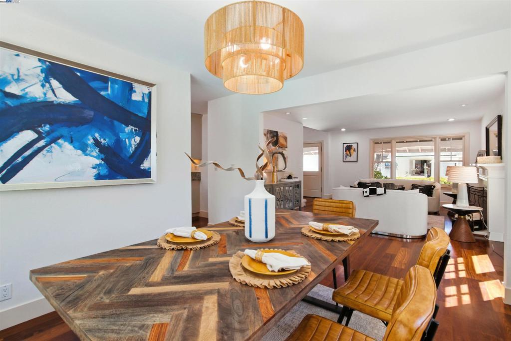 RUDGEAR MEADOWS - Residential