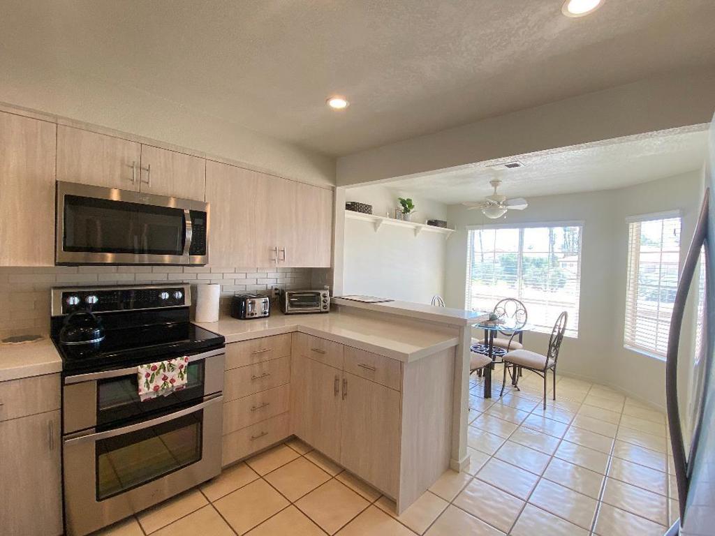 432 Desert Falls Drive N