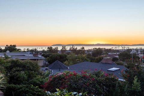 Photo of 1007 White Sails Way, Corona Del Mar, CA 92625 (MLS # NP25274443)