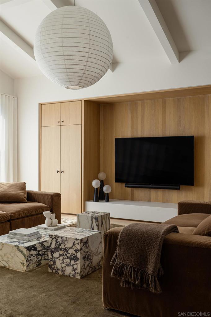 Del Mar - Residential