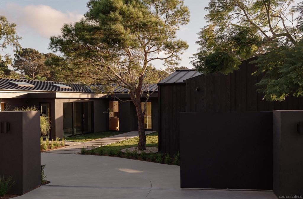 Del Mar - Residential