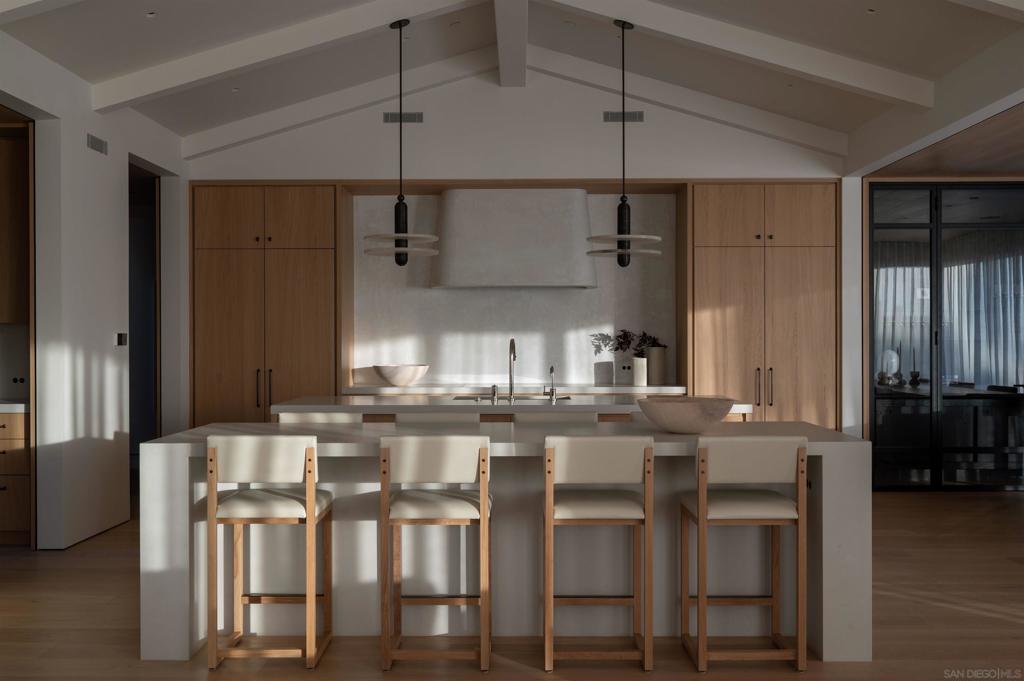 Del Mar - Residential