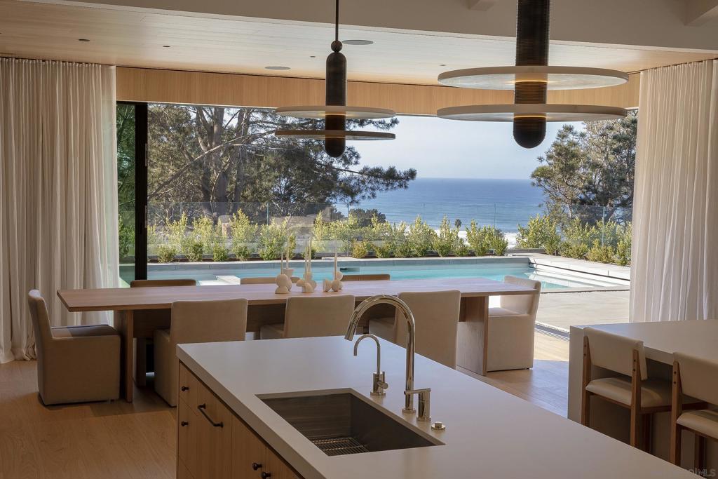 Del Mar - Residential
