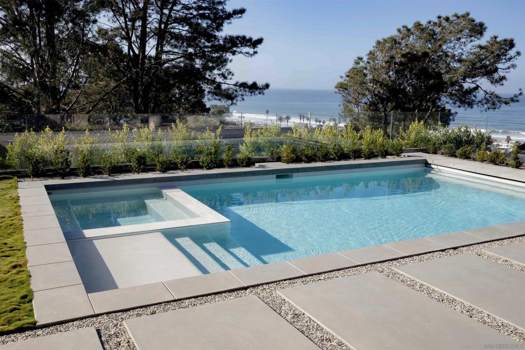 Del Mar - Residential