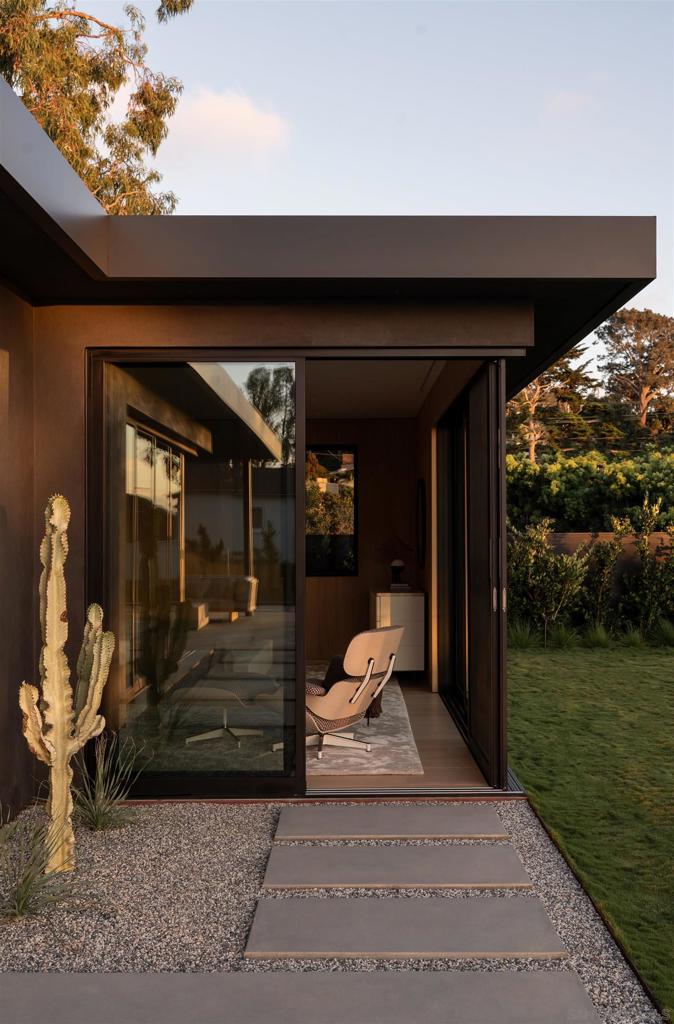 Del Mar - Residential