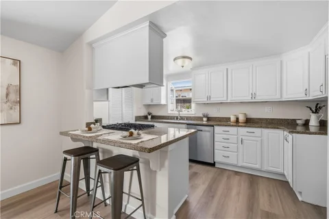 MLS: OC26140206
