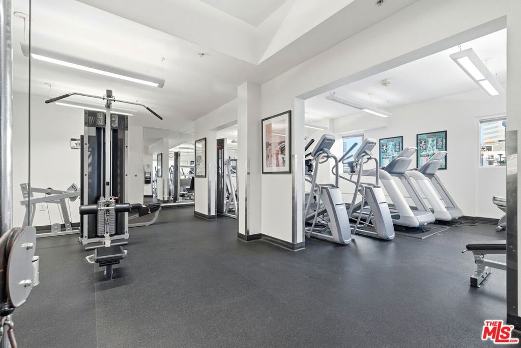 388 E Ocean Boulevard 1406