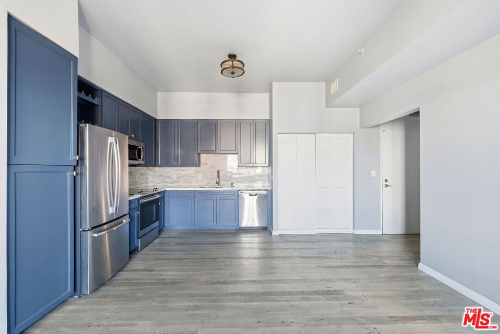 388 E Ocean Boulevard 1406