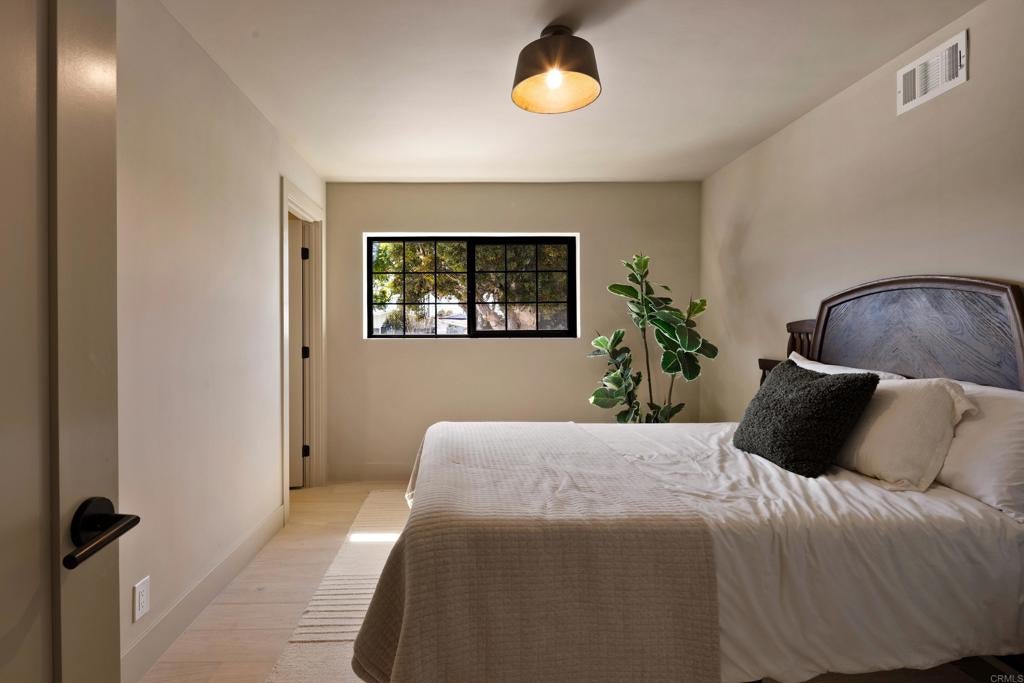 1812 Highland Dr, Newport Beach CA 92660 - Photo 29