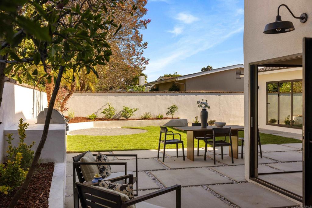 1812 Highland Dr, Newport Beach CA 92660 - Photo 37