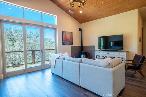 Tiny photo for 2935 Sorrel Lane, Paso Robles, CA 93446 (MLS # NS26052327)
