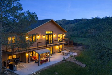 Tiny photo for 2935 Sorrel Lane, Paso Robles, CA 93446 (MLS # NS26052327)