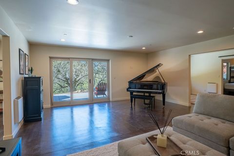 Tiny photo for 2935 Sorrel Lane, Paso Robles, CA 93446 (MLS # NS26052327)