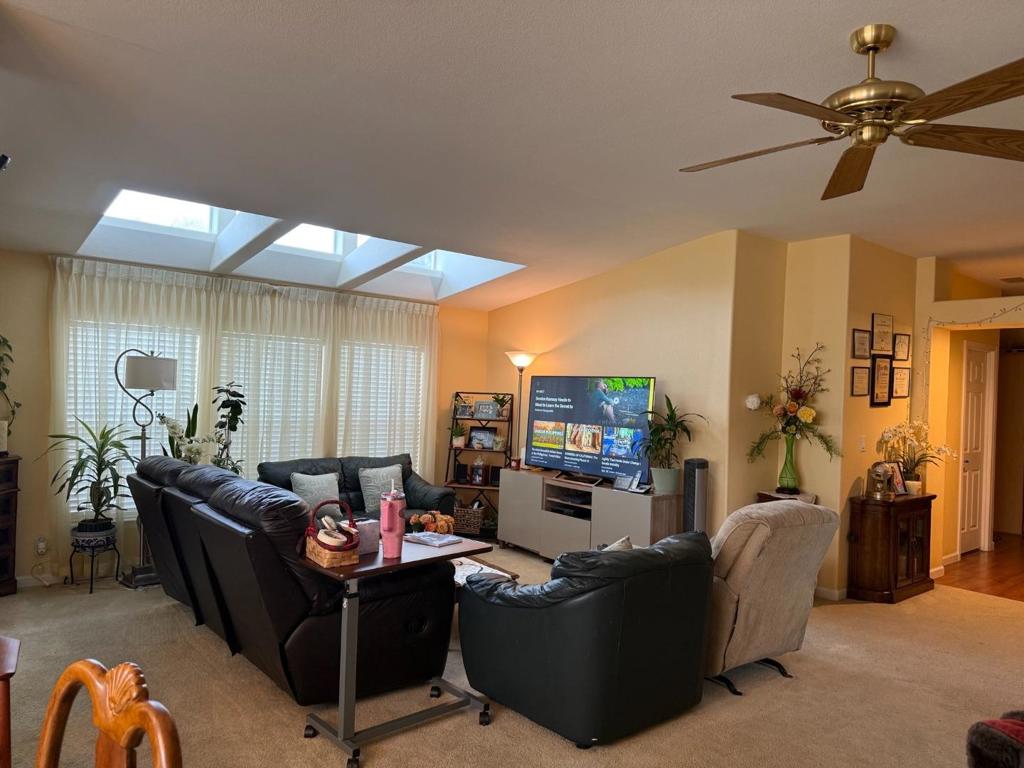 1225 Vienna Drive