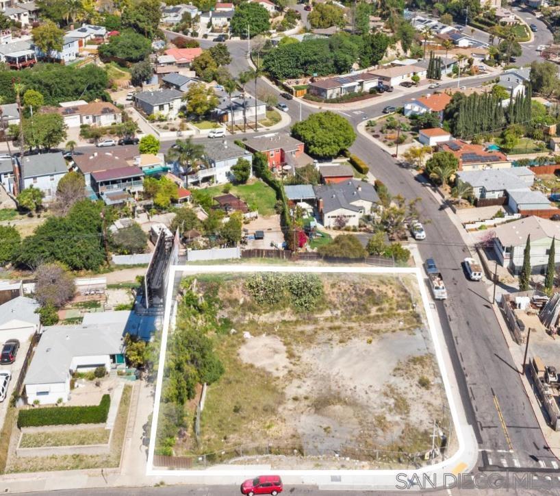 The Bove Group is pleased to present a development site located in less than two miles from San Diego State University. The site has approved expired plans for 14 residential units and 1,637 SqFt of ground floor retail space.
