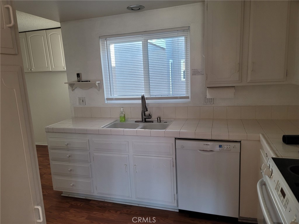 2403 VIA MARIPOSA 3A