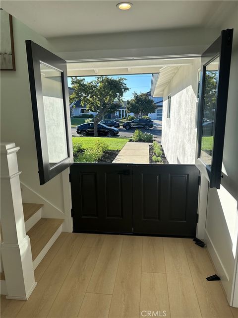 Photo of 2316 La Linda Place, Newport Beach, CA 92660 (MLS # LG25174344) Photo of 2316 La Linda Place, Newport Beach, CA 92660 (MLS # LG25174344)