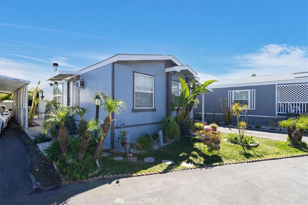 32900 Riverside Drive 63