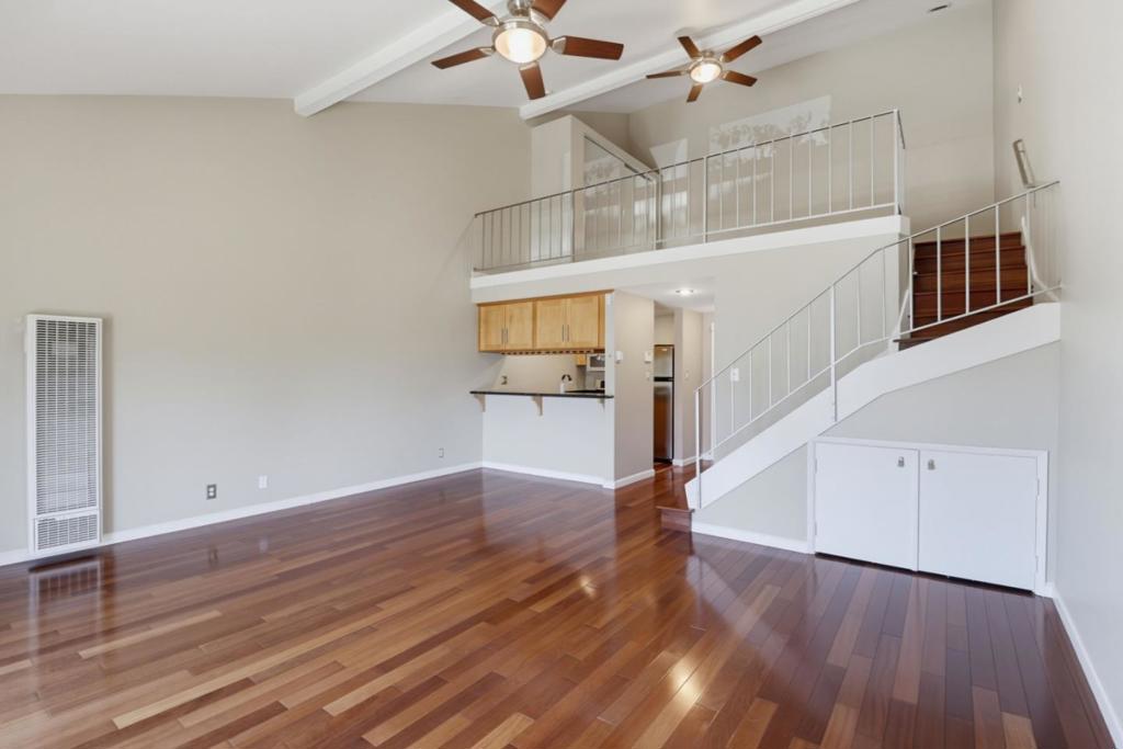 707 Fathom Drive 208