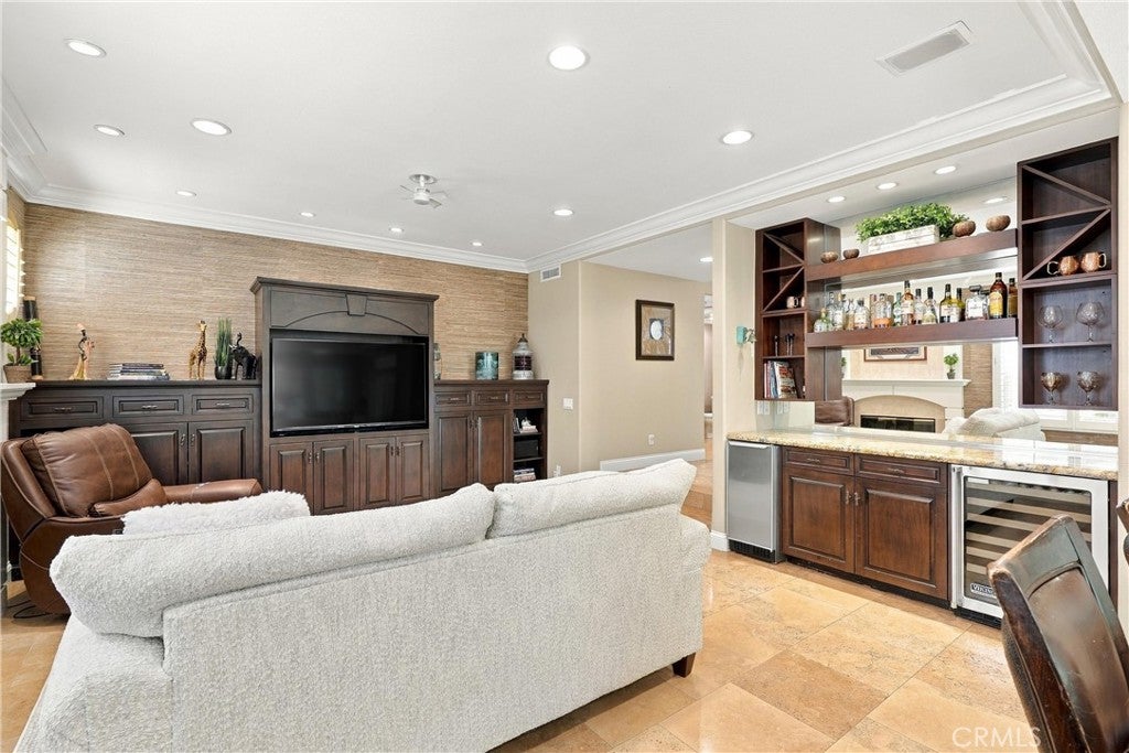 22172 Wayside, Mission Viejo CA 92692 - Photo 16