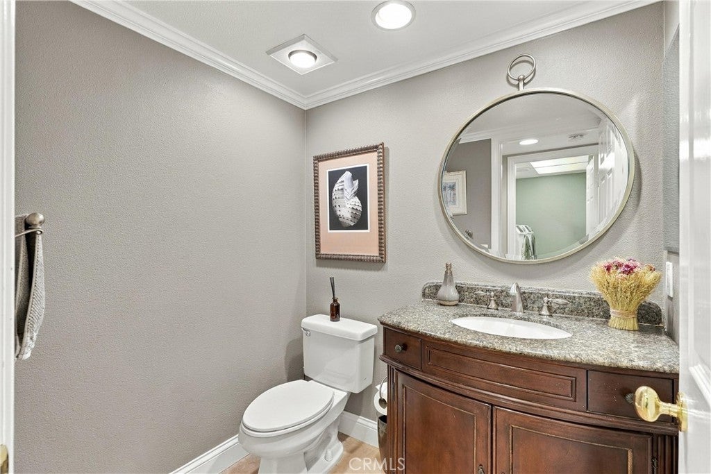 22172 Wayside, Mission Viejo CA 92692 - Photo 27