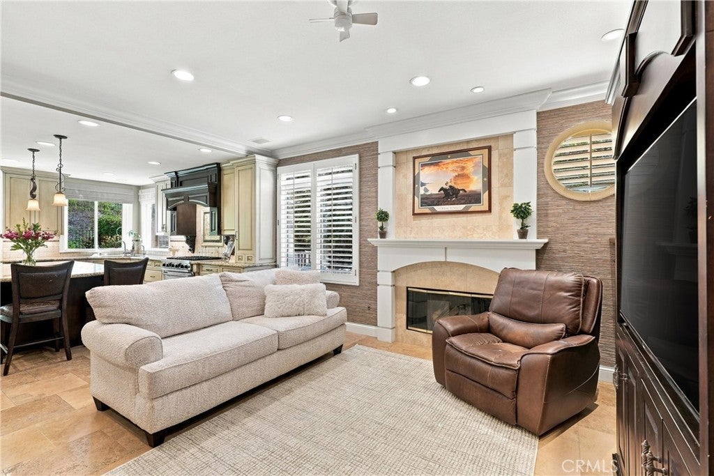 Properties 3 22172 Wayside