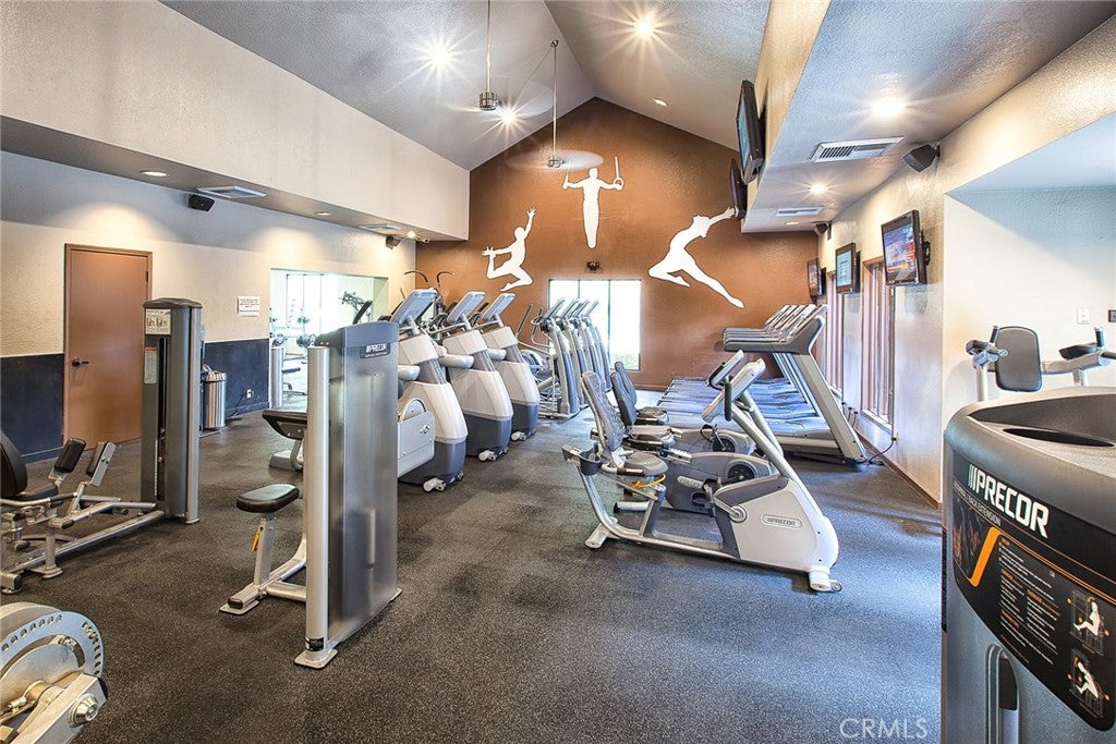 22172 Wayside, Mission Viejo CA 92692 - Photo 40