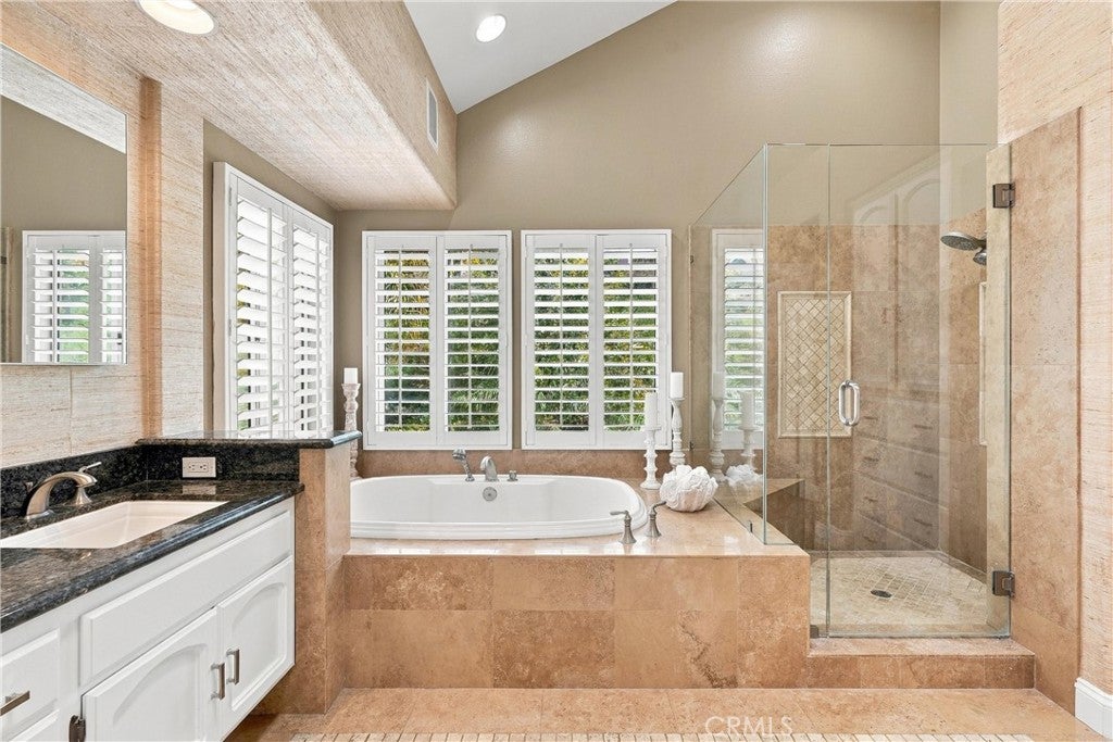 22172 Wayside, Mission Viejo CA 92692 - Photo 7