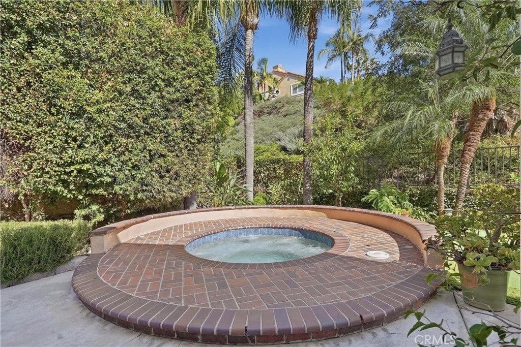 22172 Wayside, Mission Viejo CA 92692 - Photo 31