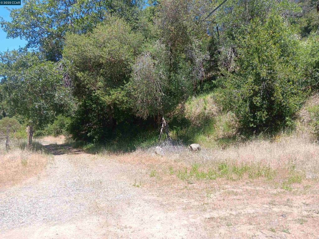 Properties 3 55855 Highway 101