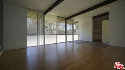 Photo of 11133 ROSE Avenue #4, Los Angeles, CA 90034 (MLS # 25617483)