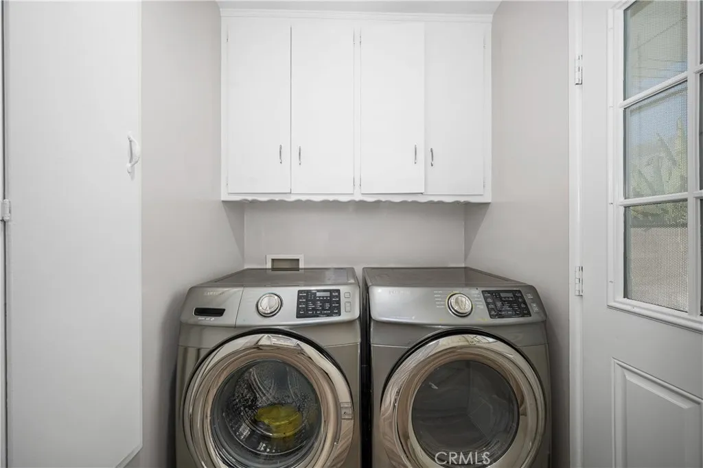 Lakewood, California 90712, United States, 3 Bedrooms Bedrooms, ,2 BathroomsBathrooms,Residential,Active,242778