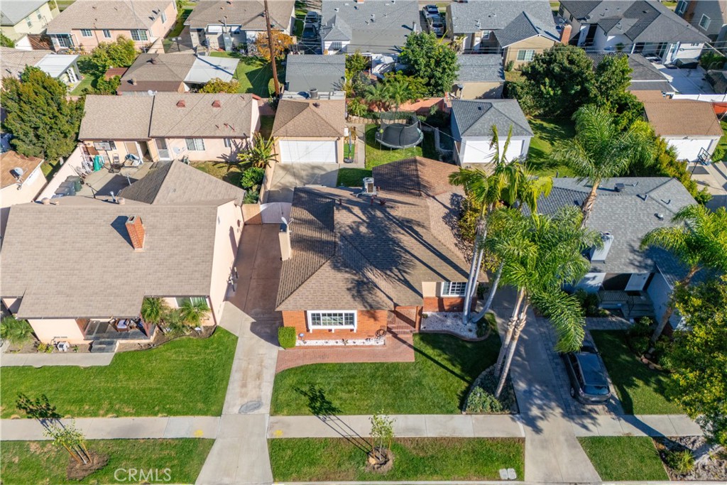 Lakewood Gardens - Residential