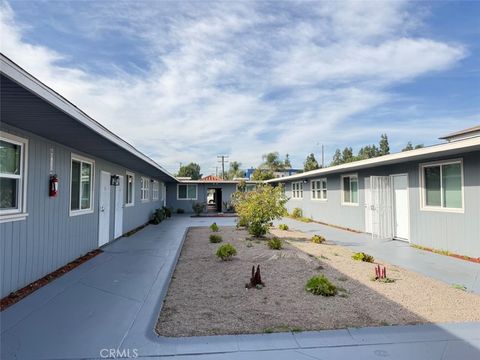 Photo of 10538 Paramount Boulevard #12, Downey, CA 90241 (MLS # SR26006472)