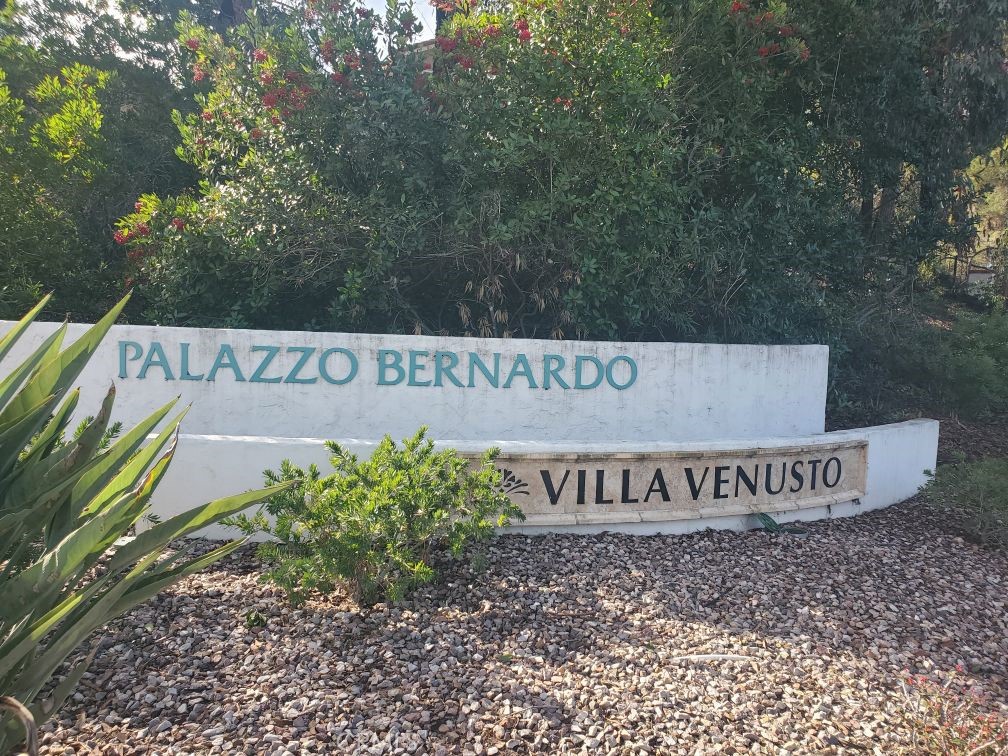 16130 Avenida Venusto