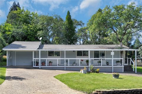 Photo of 112 Oak Grove Parkway, Oroville, CA 95966 (MLS # OR26088792)