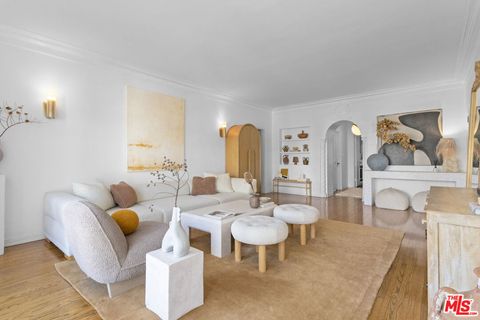 Photo of 3348 James M Wood Boulevard #10, Los Angeles, CA 90006 (MLS # 26651189)