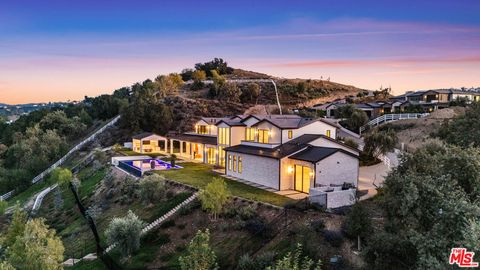 Photo of 5340 Whitman, Hidden Hills, CA 91302 (MLS # 26643533)