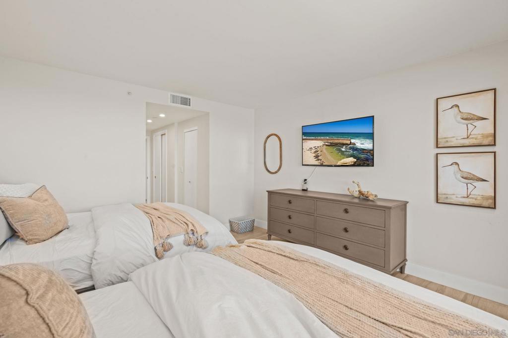 Coronado Shores - Residential
