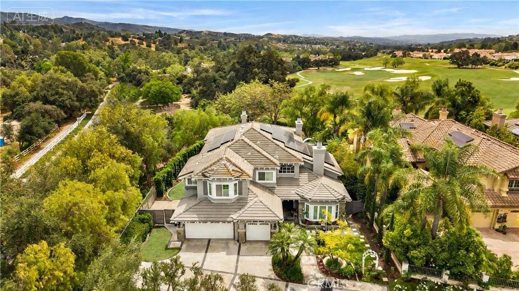10 Skylark Way