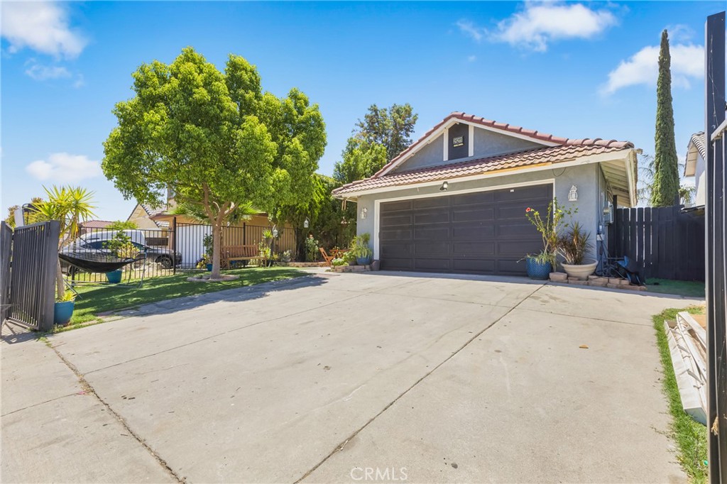25211 Dana Lane